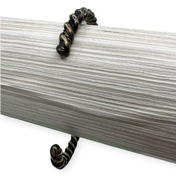 Vintage cuff bracelet - Picture 3 of 6